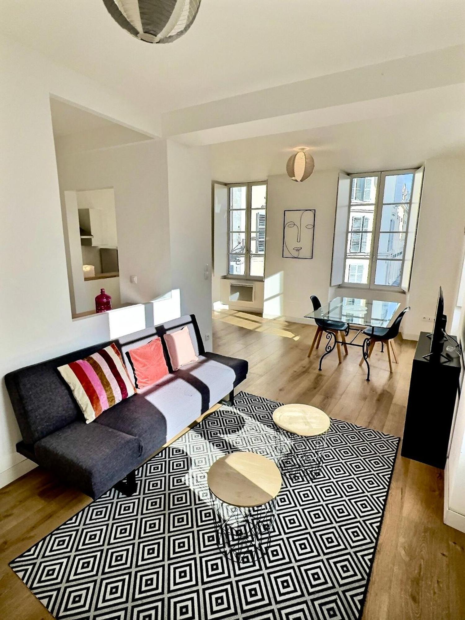 Wonderhost, Au Coeur Du Quartier Du Chateau Pau Ngoại thất bức ảnh