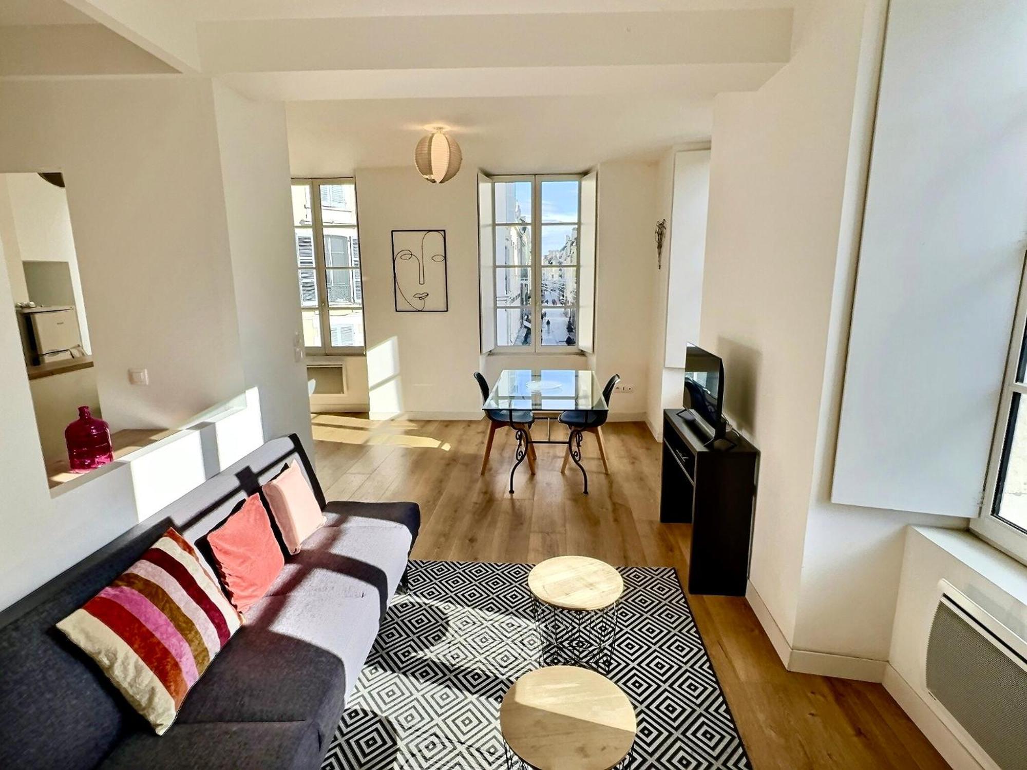 Wonderhost, Au Coeur Du Quartier Du Chateau Pau Ngoại thất bức ảnh